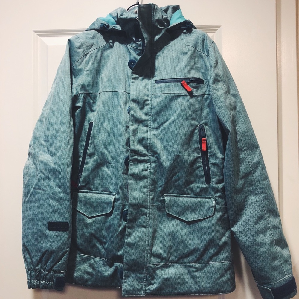 Special blend snowboard/ski jacket